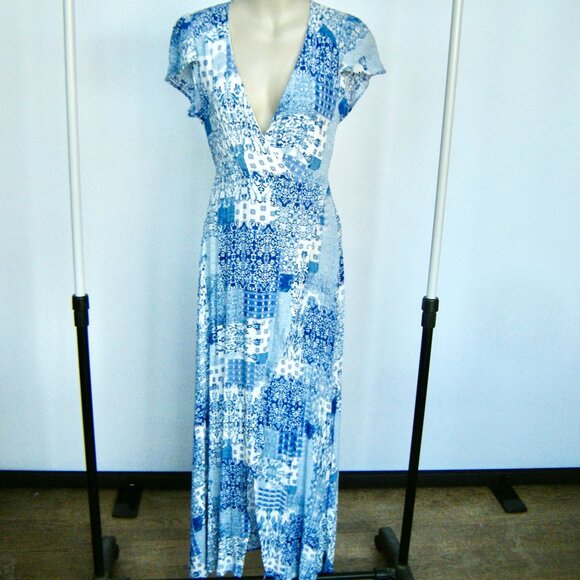 Banjul Soft  Faux-Wrap Maxi Dress Size M Adjustable Tie Back - Blue/White print - Picture 1 of 9